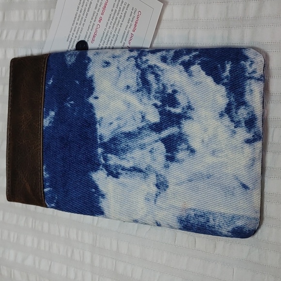 NWT Thirty One Sky Tie Dye Eyeglass/Sunglass Case - Picture 6 of 9
